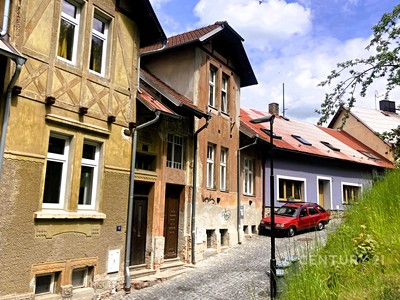 Jordánská, Tábor